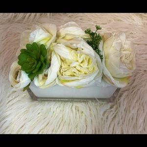 Green & Yellow Flower, Home Decor